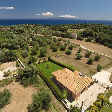 Villa Paraspori Pesadha